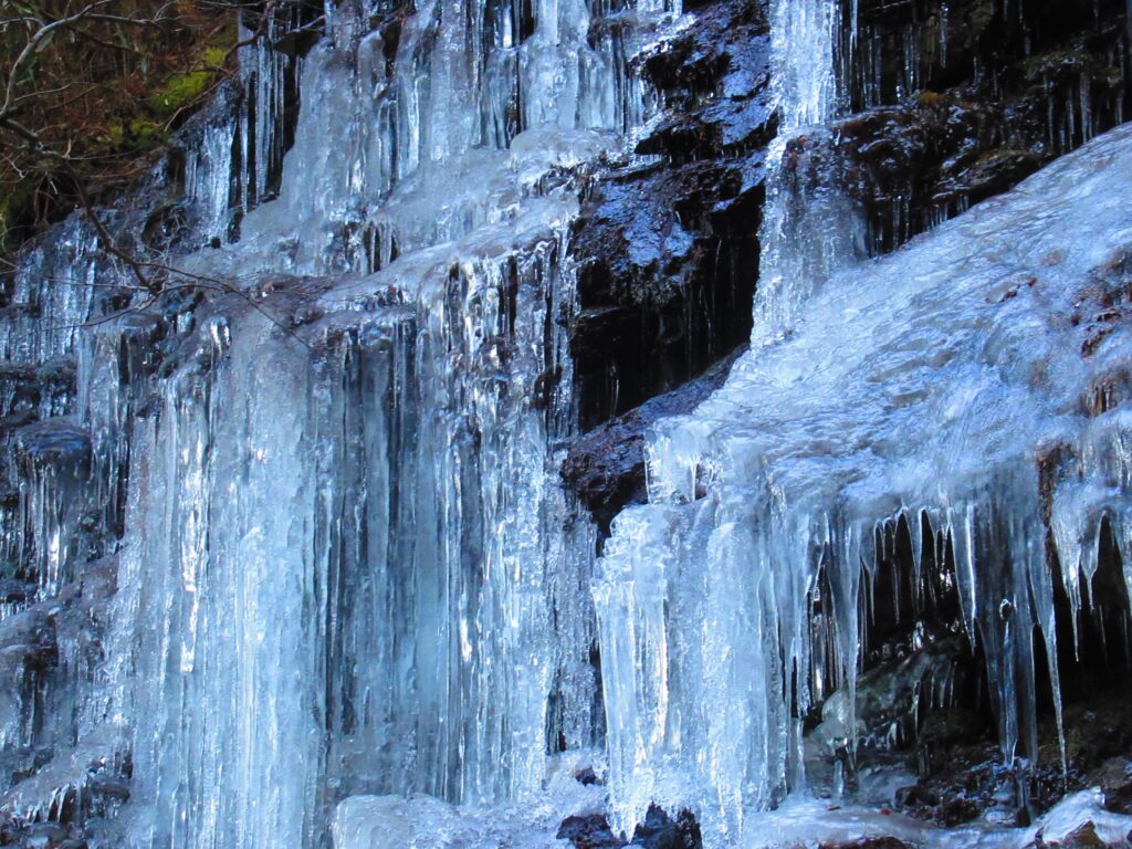 静岡市の氷瀑