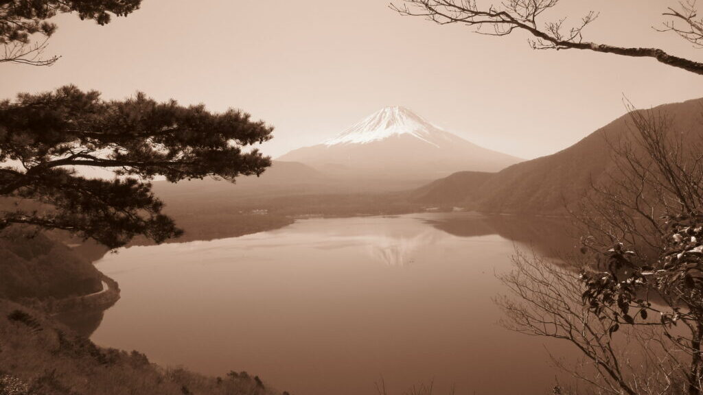 今週の山♪木曽駒ブルーが美しい木曽駒ヶ岳と宝剣岳