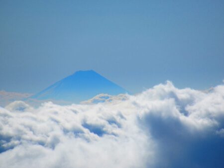 遠くには富士山🗻