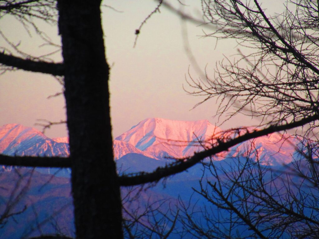赤く染まる聖岳