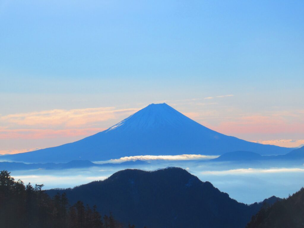 雄大な富士山